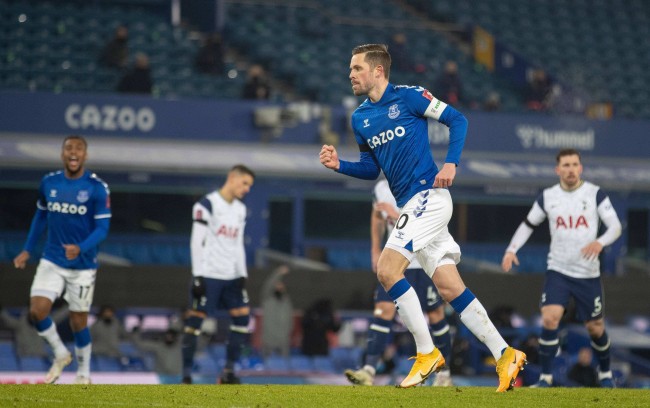 他在球队中 他在球队中